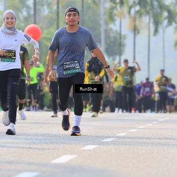 Runner Photo 7013365