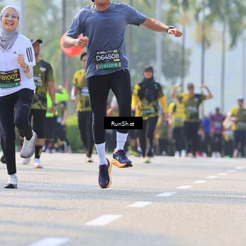Runner Photo 7013368
