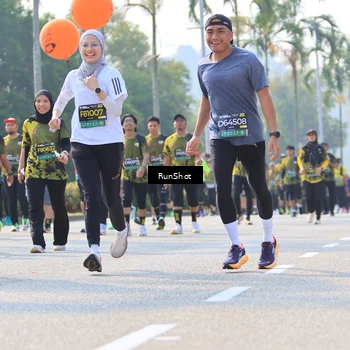Runner Photo 7013418