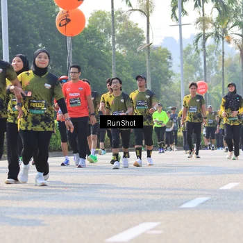 Runner Photo 7013449