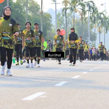 Runner Photo 7013462