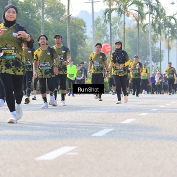 Runner Photo 7013465