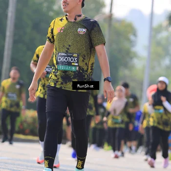 Runner Photo 7013472