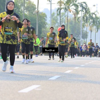 Runner Photo 7013474