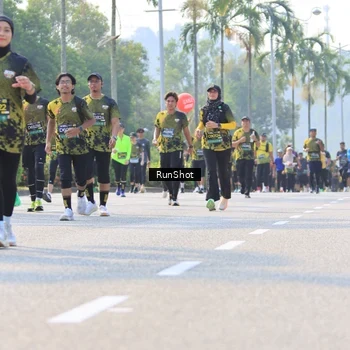 Runner Photo 7013479