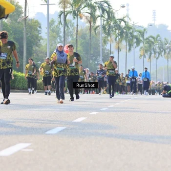 Runner Photo 7013485
