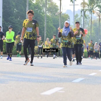 Runner Photo 7013525