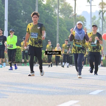 Runner Photo 7013535