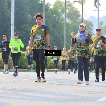 Runner Photo 7013553