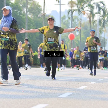 Runner Photo 7013561