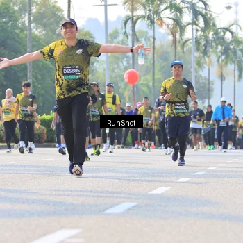 Runner Photo 7013565