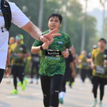 Runner Photo 7013578