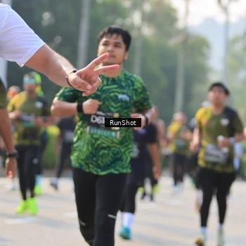 Runner Photo 7013590
