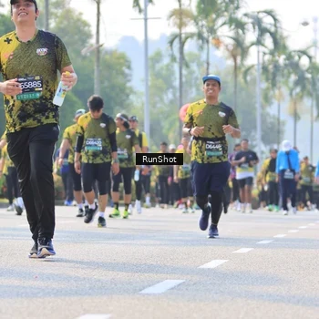 Runner Photo 7013591