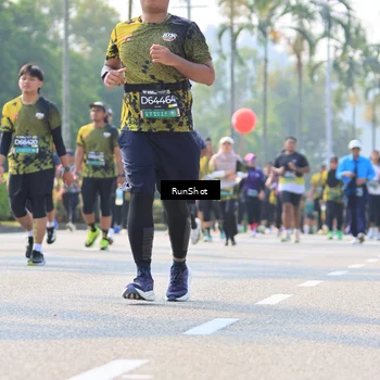 Runner Photo 7013667