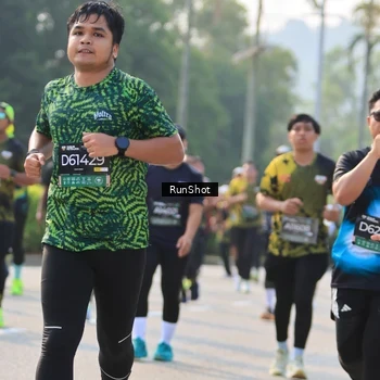 Runner Photo 7013702