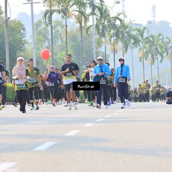 Runner Photo 7013708