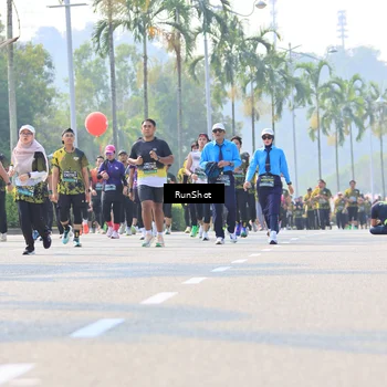Runner Photo 7013750