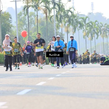 Runner Photo 7013782