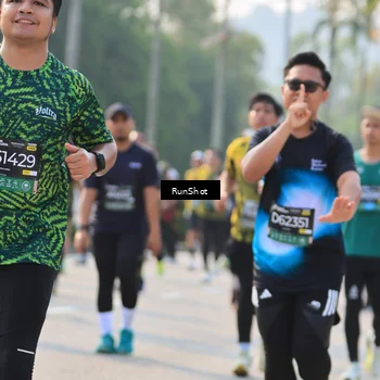 Runner Photo 7013808