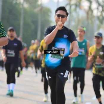 Runner Photo 7013819
