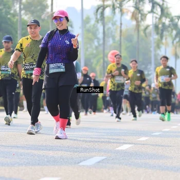 Runner Photo 7013944