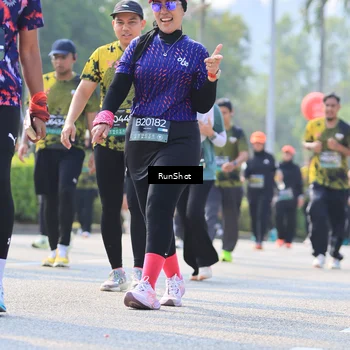 Runner Photo 7014001