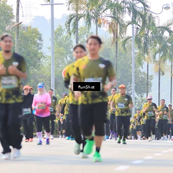 Runner Photo 7014034