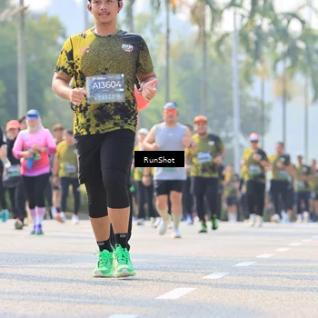 Runner Photo 7014048