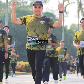 Runner Photo 7014072