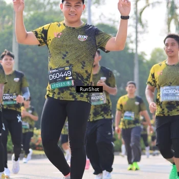 Runner Photo 7014074