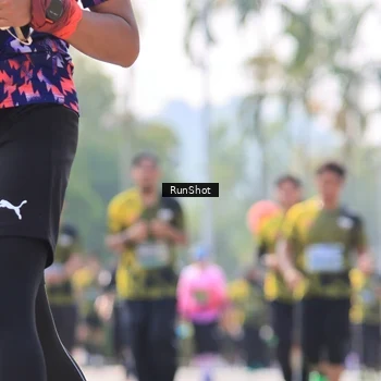 Runner Photo 7014076