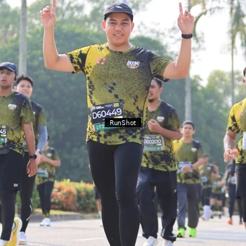 Runner Photo 7014090