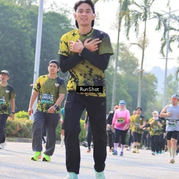 Runner Photo 7014109