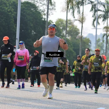 Runner Photo 7014138
