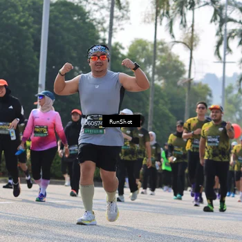 Runner Photo 7014145