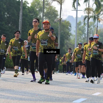 Runner Photo 7014178