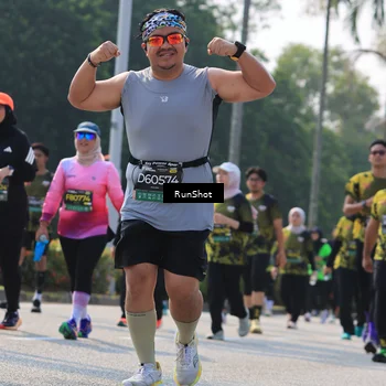 Runner Photo 7014183