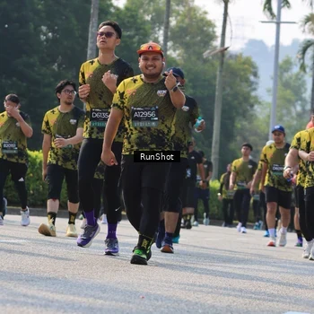 Runner Photo 7014215