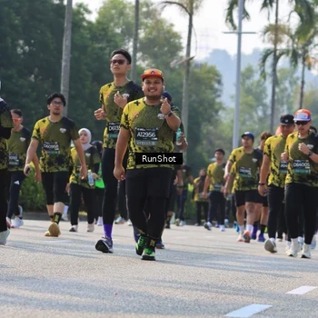 Runner Photo 7014216