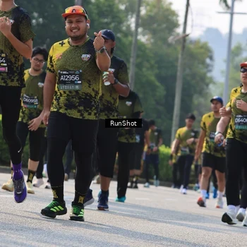 Runner Photo 7014246