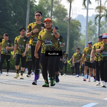 Runner Photo 7014251