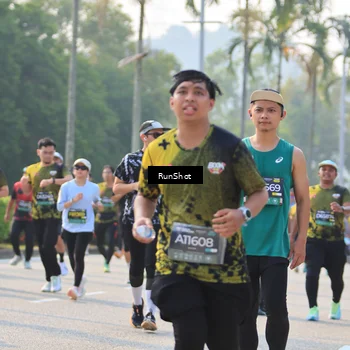 Runner Photo 7014255