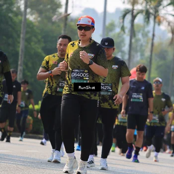Runner Photo 7014289