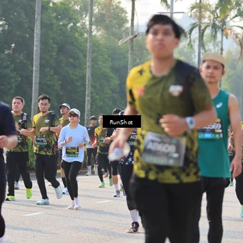 Runner Photo 7014323