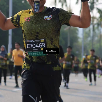 Runner Photo 7014377