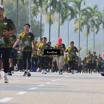 Runner Photo 7014404