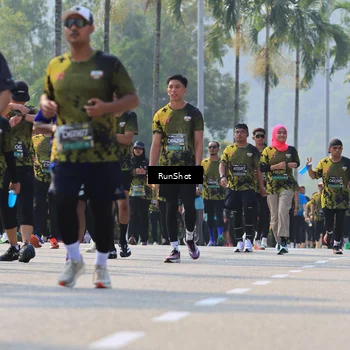 Runner Photo 7014410