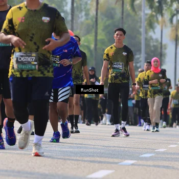 Runner Photo 7014429