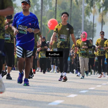 Runner Photo 7014437